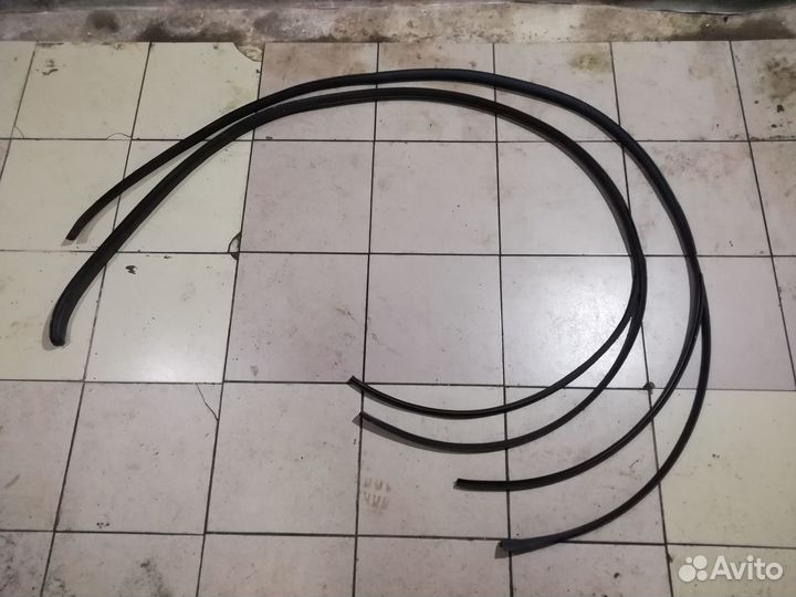 Уплотнители крыши водоотвод Mercedes W220 Long