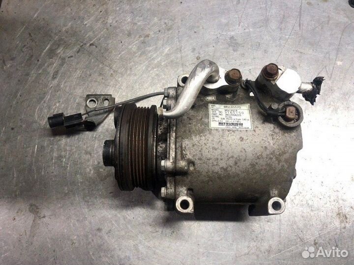 Компрессор кондиционера Mitsubishi Lancer Galant