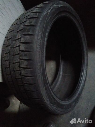 Dunlop SP Winter Maxx WM01 245/40 R18