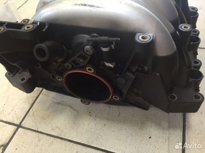 Коллектор впускной Audi A6 C5 ARJ