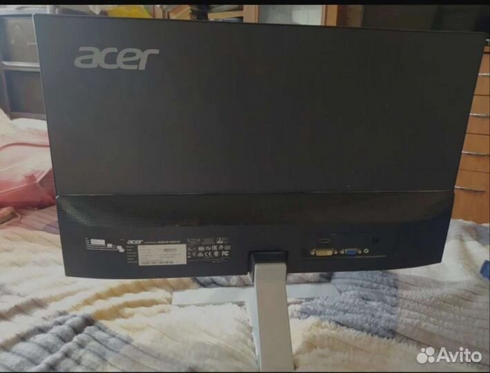 Монитор Dell 24