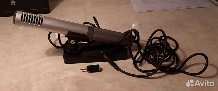 Микрофоны и наушники. Ретро