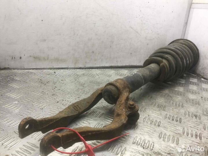 Стойка передняя левая Mitsubishi Galant 6a13