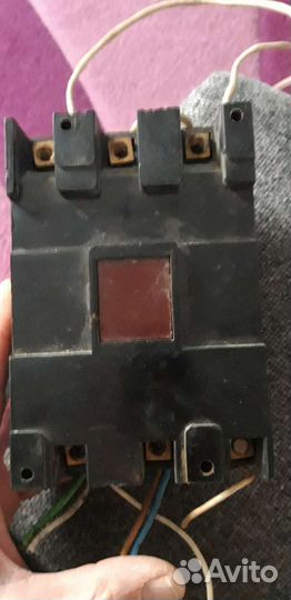 Автоматическии выключатель