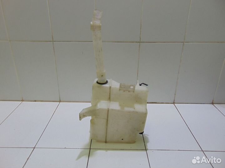 Бачок омывателя Mitsubishi Outlander CW1W