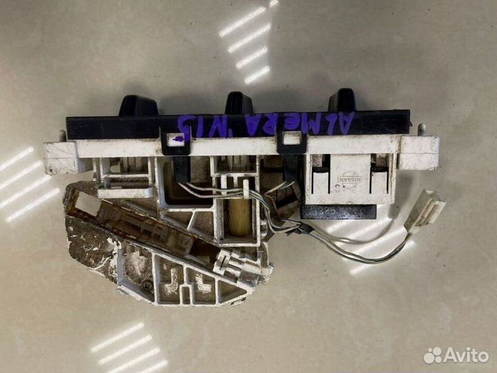 Блок управления печкой Nissan Almera N15