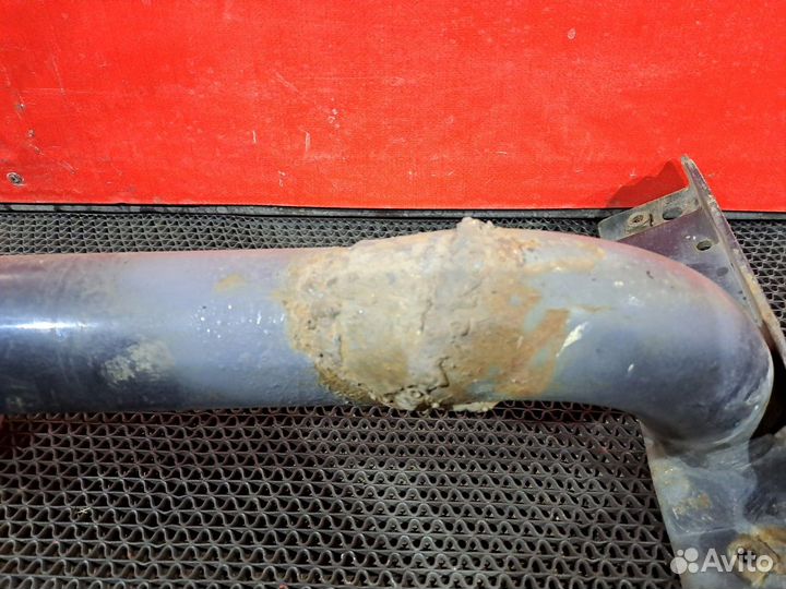 Кронштейн корпуса подножки левый