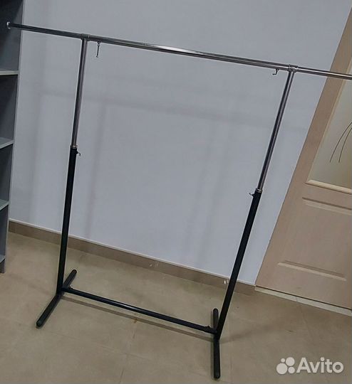 Вешалка напольная