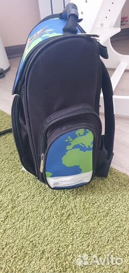 Рюкзак школьный