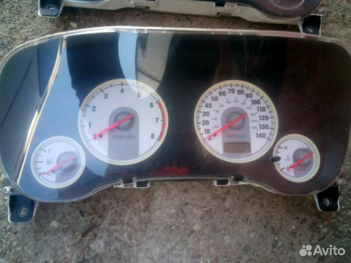 Панель приборов Додж Крайслер купэ