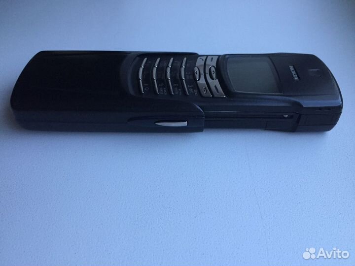 Nokia 8910i