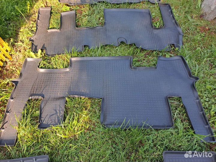 Коврики салона на Hyundai H1