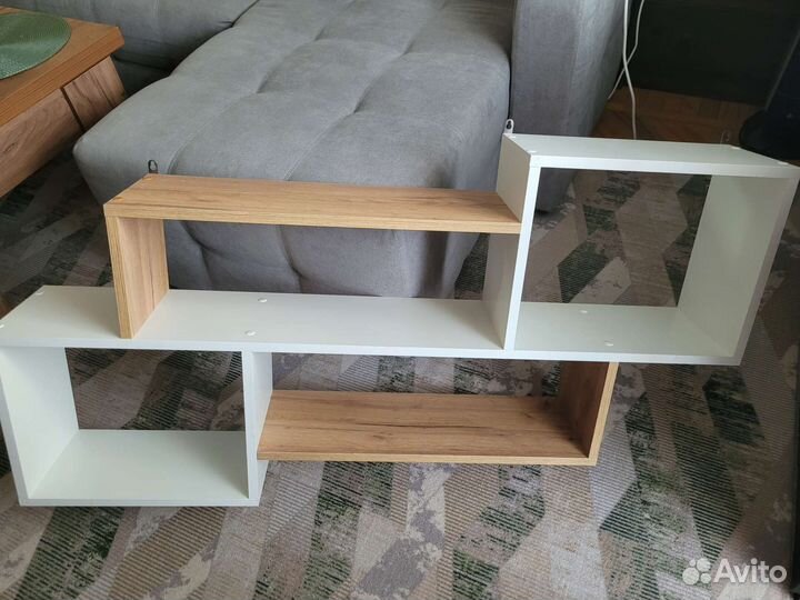 Полка настенная навесная