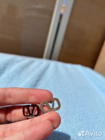 Серьги женские valentino