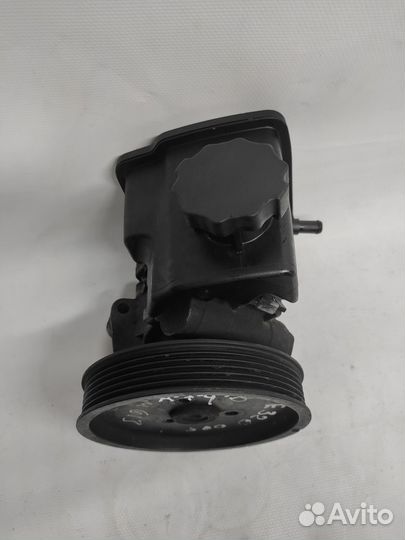 Для W210 3.2CDI om613 насос гур