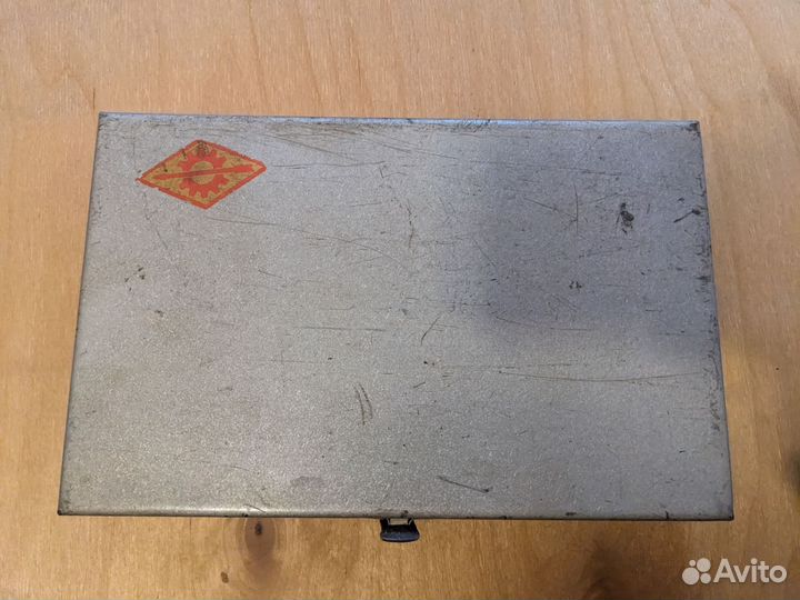 Реверсивная отвертка