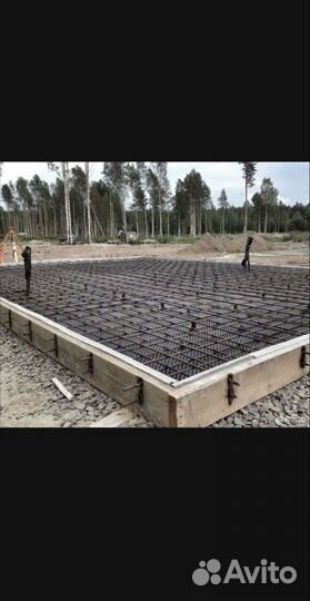 Бригада строителей