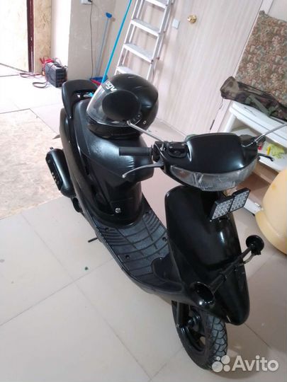 Honda dio 28. Suzuki molet