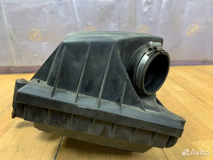 Корпус воздушного фильтра Opel Meriva A минивэн