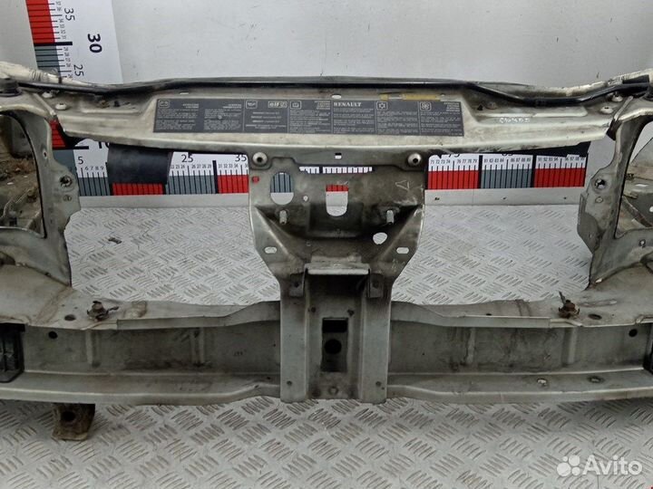 Панель передняя (телевизор) для Renault Scenic 1