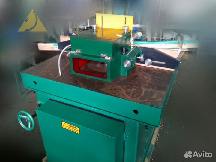 Фрезерный станок уфс-1
