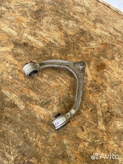 Рычаг передней подвески Jaguar F-Pace X761 2.0D