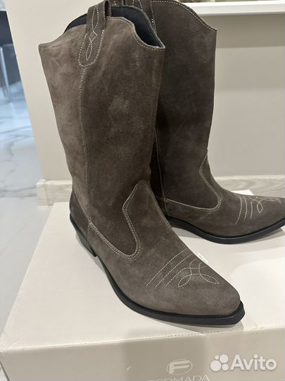 Казаки formada