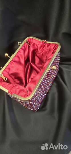 Сумка из хрустальных бусин на фермуаре