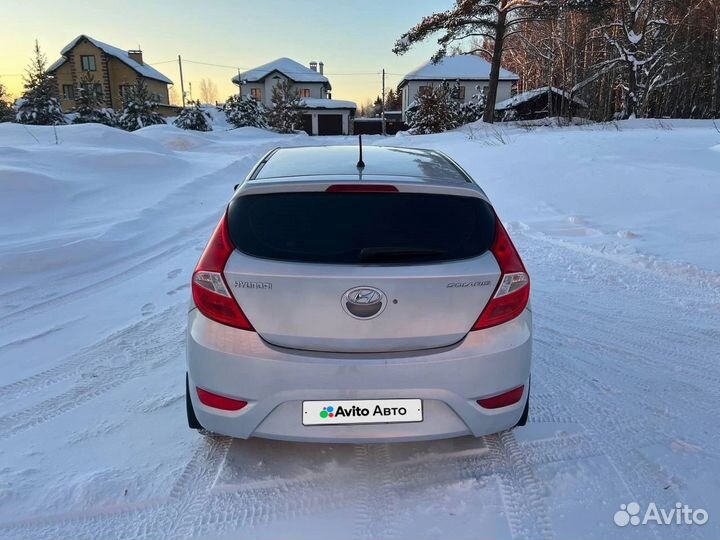 Hyundai Solaris 1.4 МТ, 2011, 221 000 км