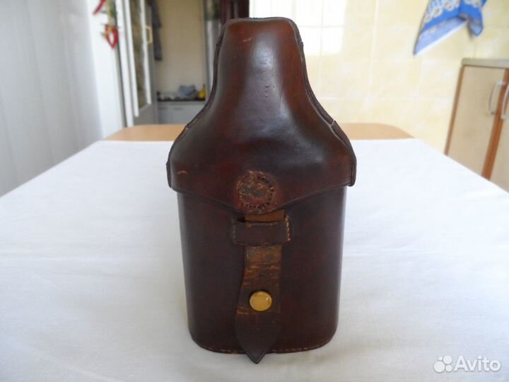 Фляга офицерская.Стекло-250 мл.Кожа.Трофей с ВОВ