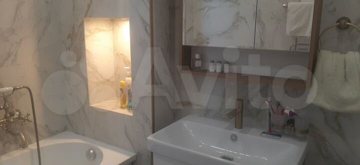 Коттедж 250 м² на участке 10 сот.