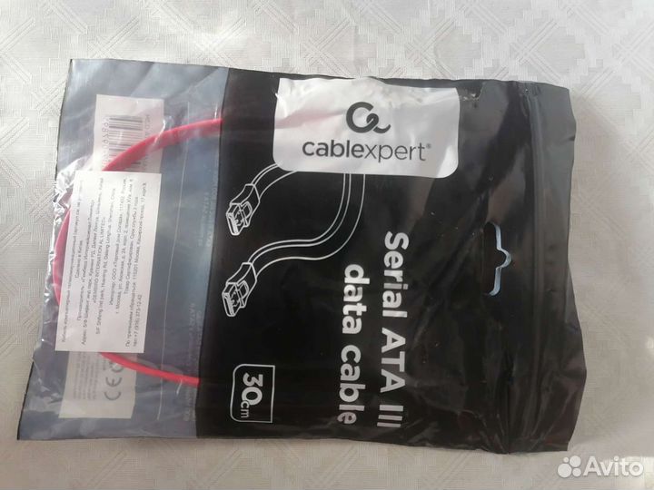 Кабель SATA