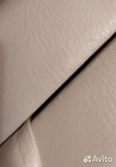 Кушетка косметологическая