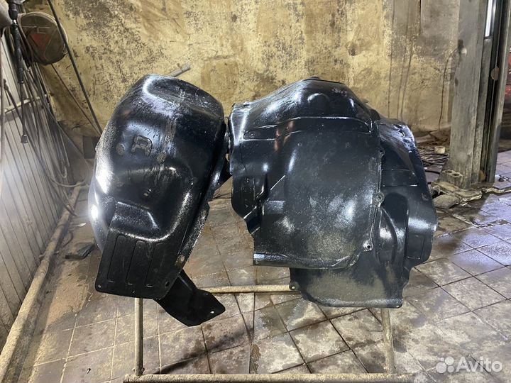 Локера pajero sport