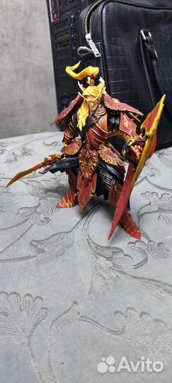 Фигурка высшего эльфа WoW