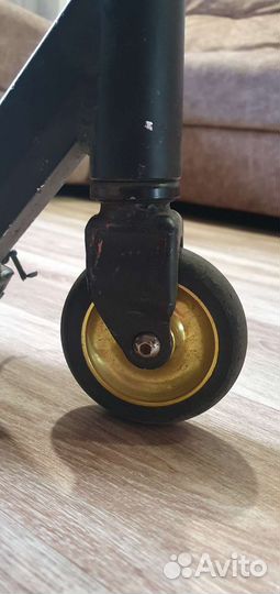 Трюковой самокат