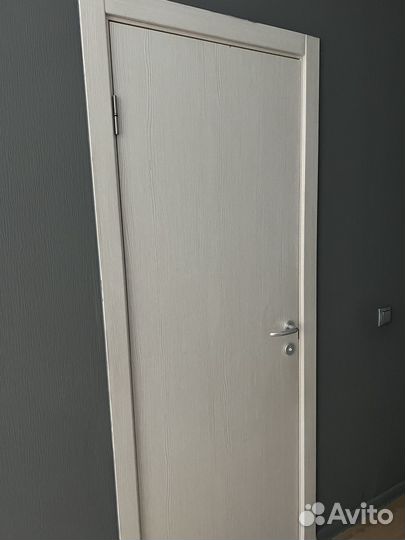 Дверь входная межкомнатная