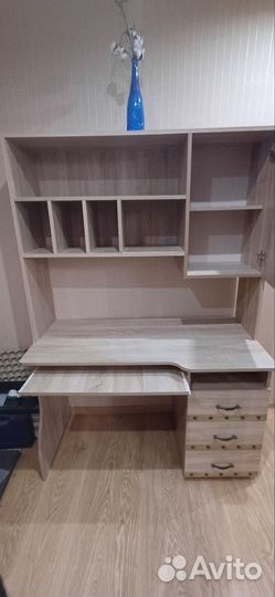 Письменный стол для школьника бу