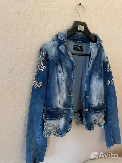 Джинсовая куртка