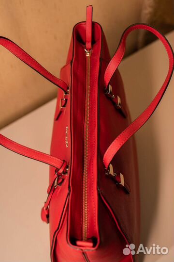 Сумка женская красная Guess