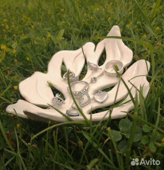 Monstera made of clay, подставка для украшений