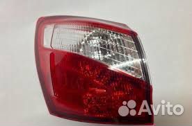 Фонарь задний левый на Nissan Qashqai (J10)
