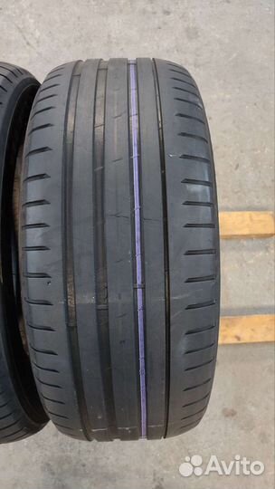 Nokian Tyres Hakka Black 2 SUV 255/60 R18 112V