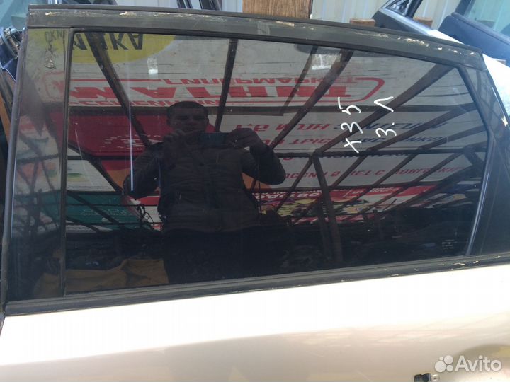 Стекло на Инфинити фх35 фх45 s50