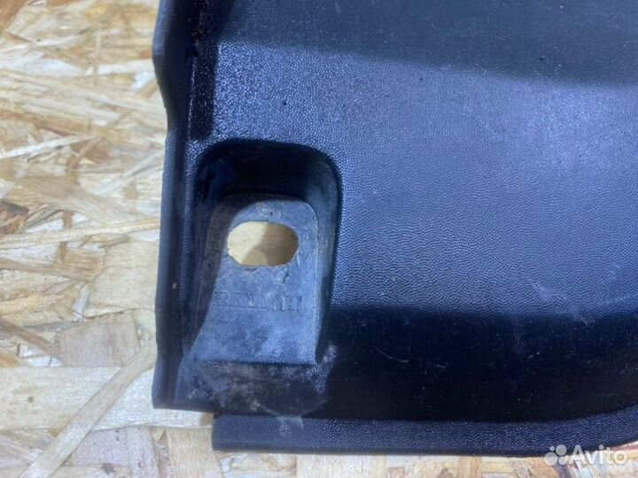 Жабо Renault Megane седан K4M 1.6 2005