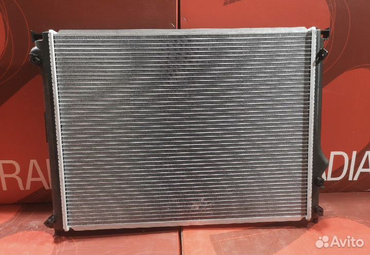 Радиатор двс chrysler 300c