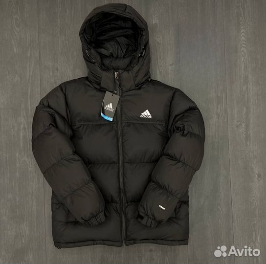 Спортивная куртка adidas