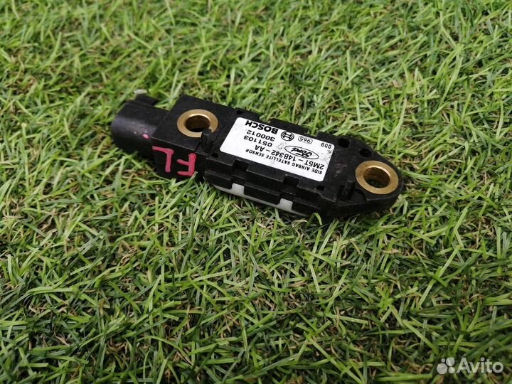 Датчик airbag Ford Focus