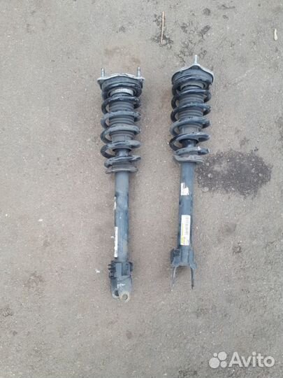 Стойка амортизатора передняя Mercedes C-Class W205