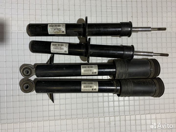 Стойка амортизатора BMW X5 Е70